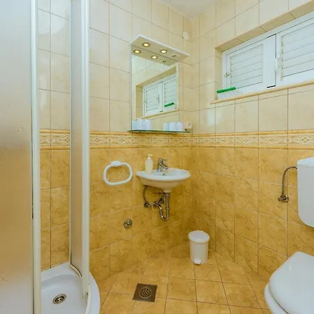 Seaside Eli Apartament *