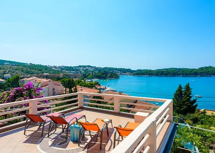 Seaside Eli Lägenhet *